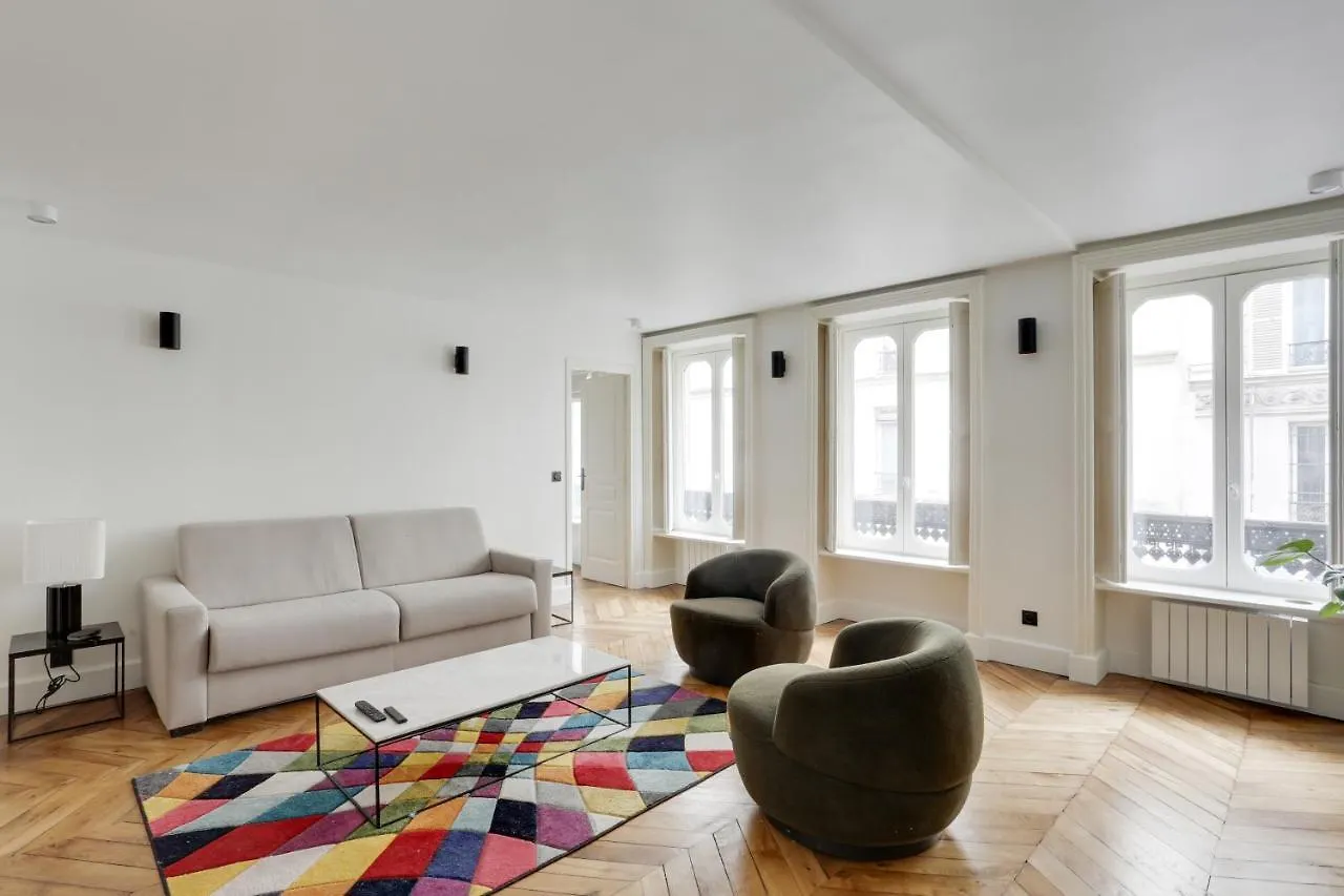 Apartments In The Heart Of Paris In Sentier