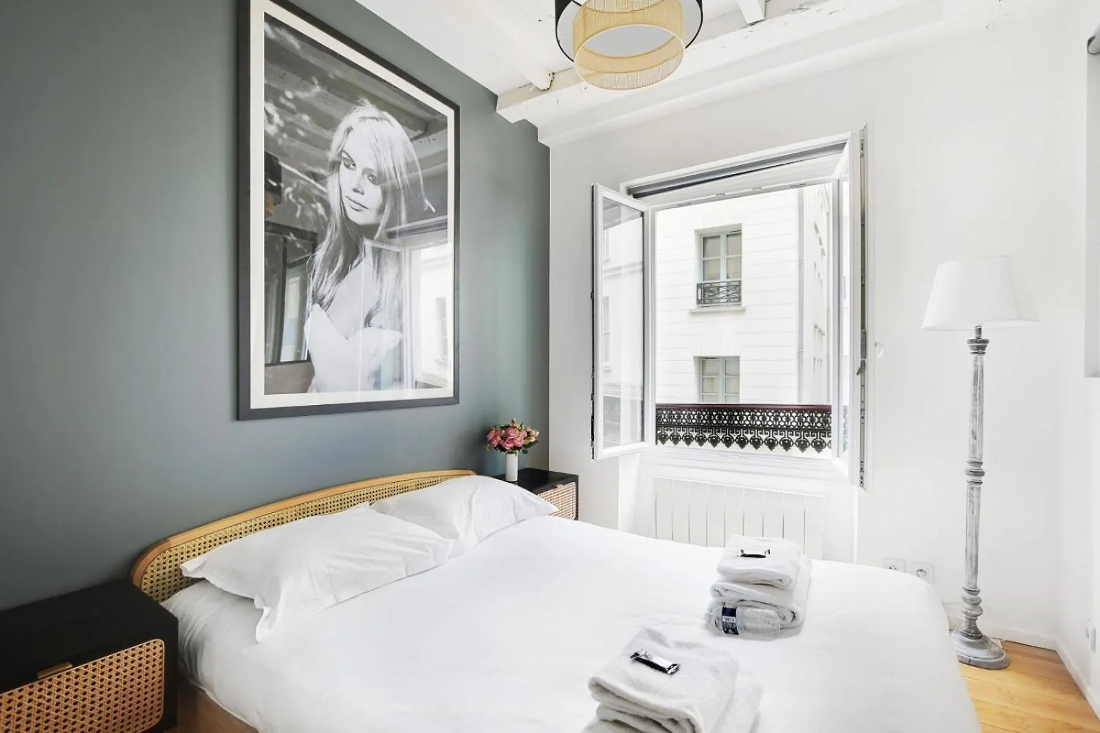 Apartments In The Heart Of Paris In Sentier